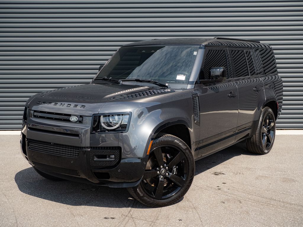 2025 Land Rover Defender V8
