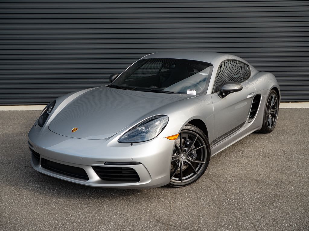 2023 Porsche 718 Cayman T's photo