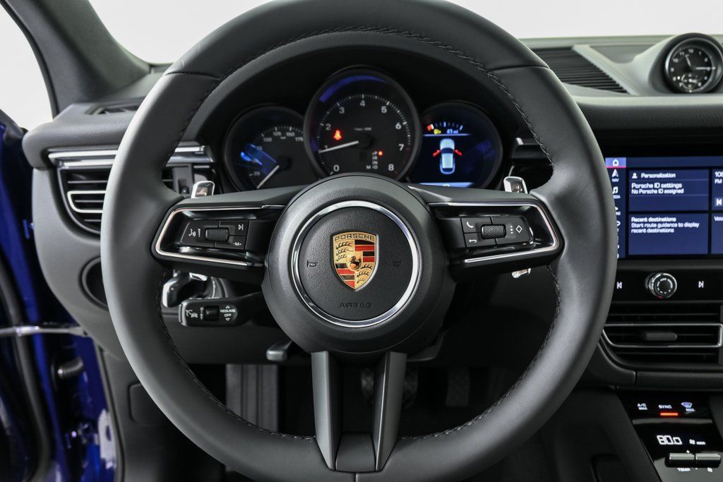 2026 Porsche Macan Base - Photo 9