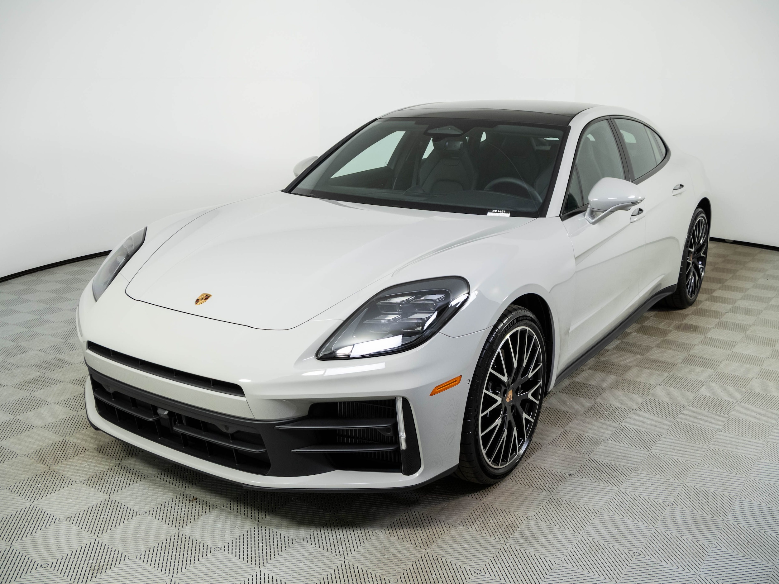 2026 Porsche Panamera Base