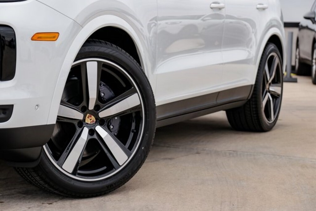 Certified 2024 Porsche Cayenne Austin TX CPO W14427