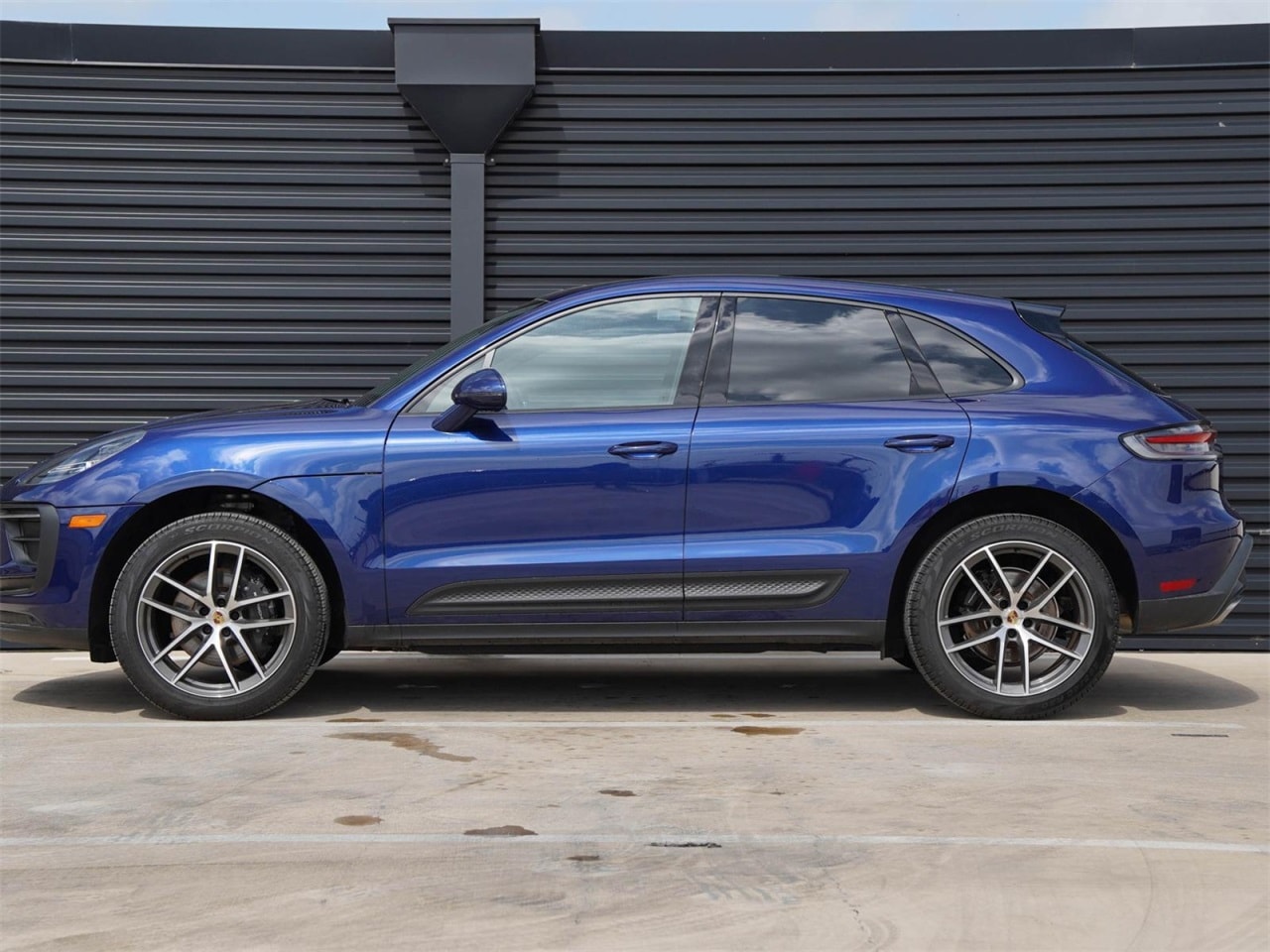 Certified 2024 Porsche Macan Base with VIN WP1AA2A54RLB21048 for sale in Austin, TX