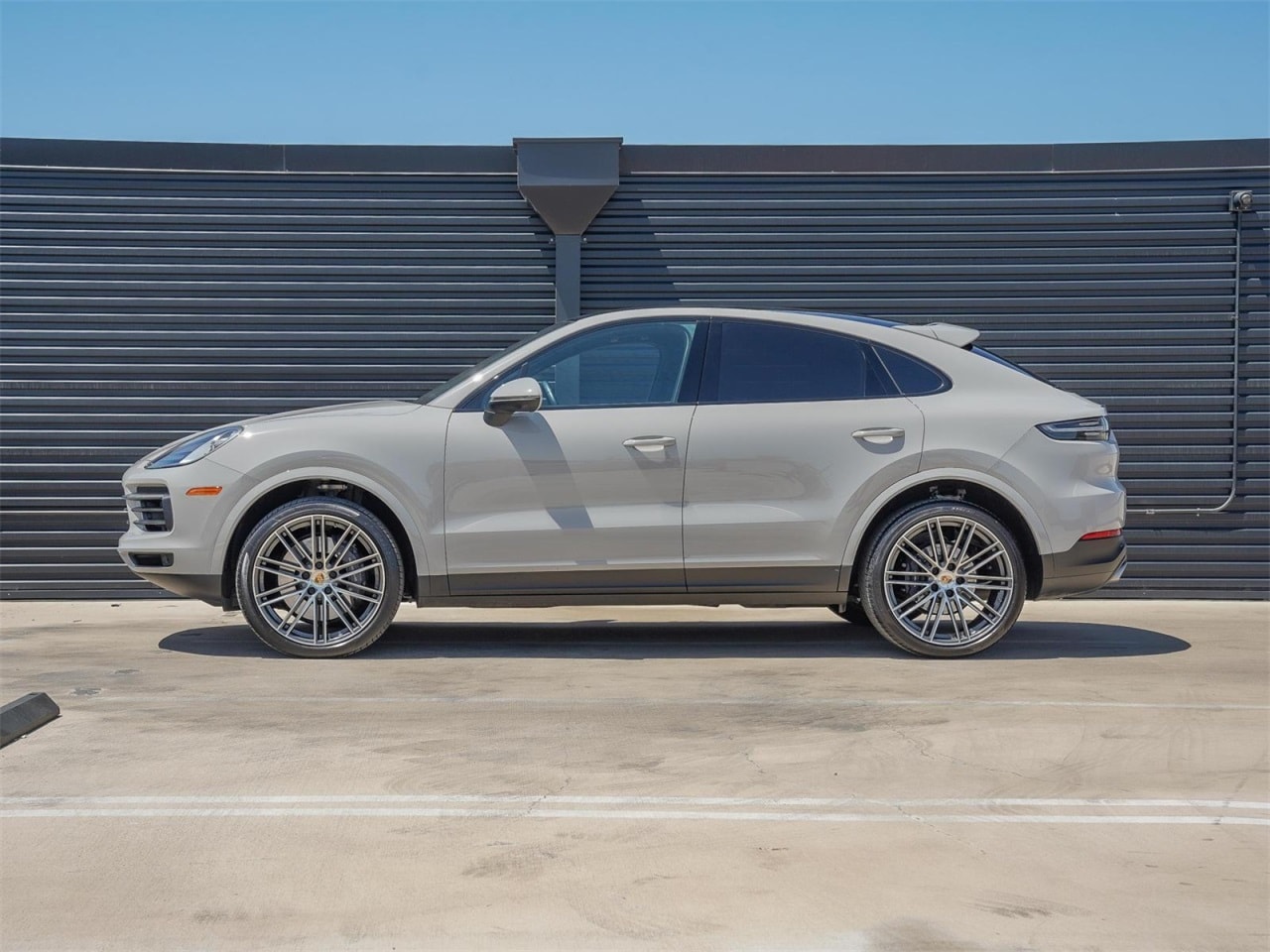 Certified 2023 Porsche Cayenne Coup Platinum Edition with VIN WP1BA2AY4PDA27614 for sale in Austin, TX