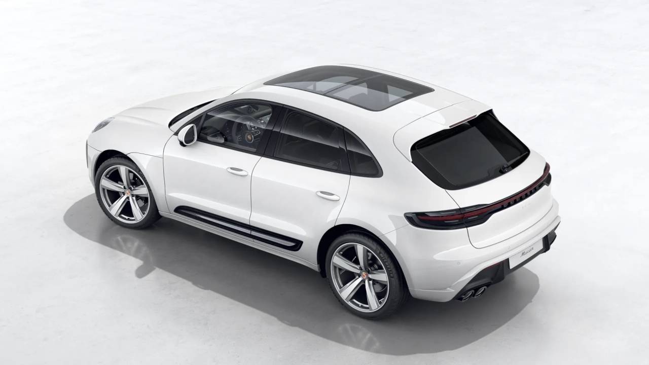 2026 Porsche Macan T photo 4