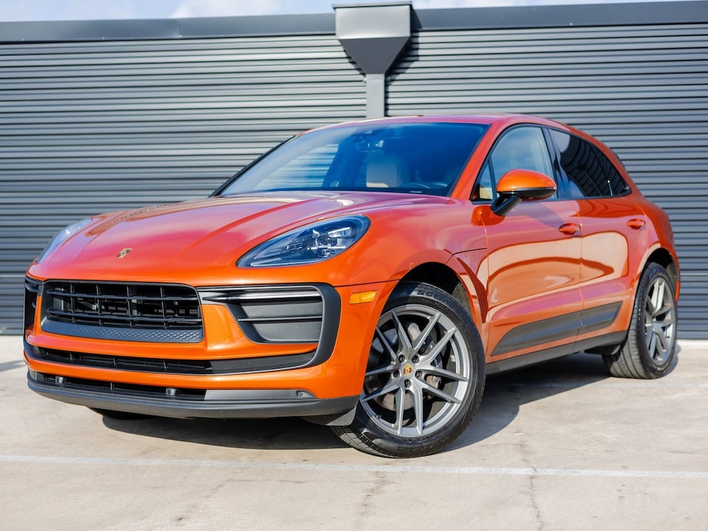 Certified 2022 Porsche Macan  SUV