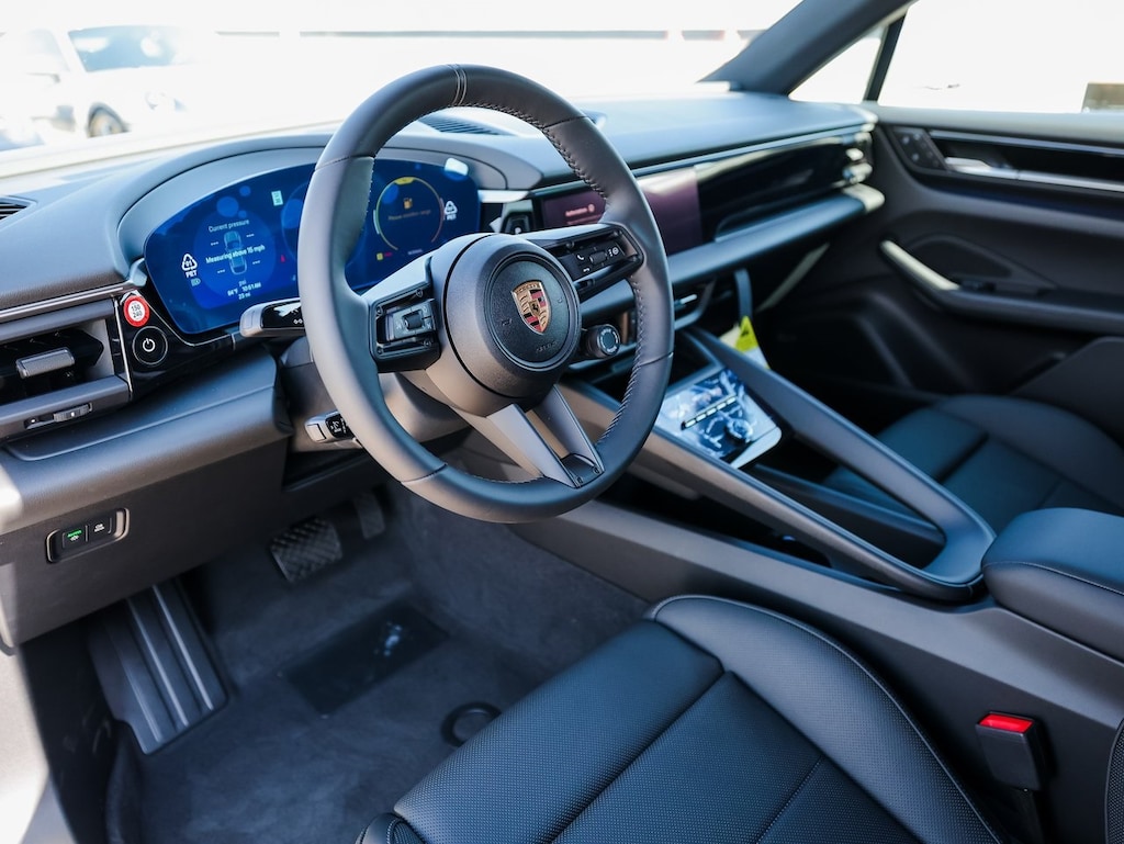New 2025 Porsche Macan Electric  SUV
