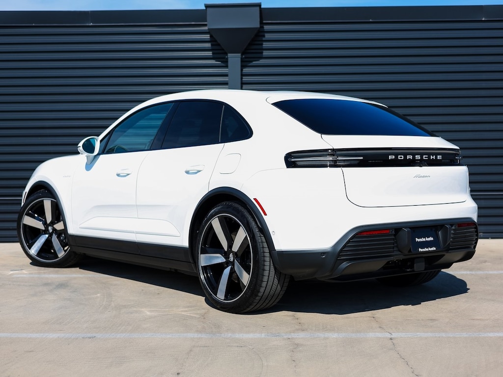 New 2025 Porsche Macan Electric  SUV