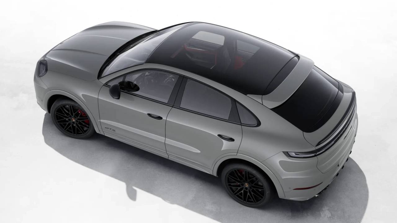 2026 Porsche Cayenne Coupe GTS photo 4