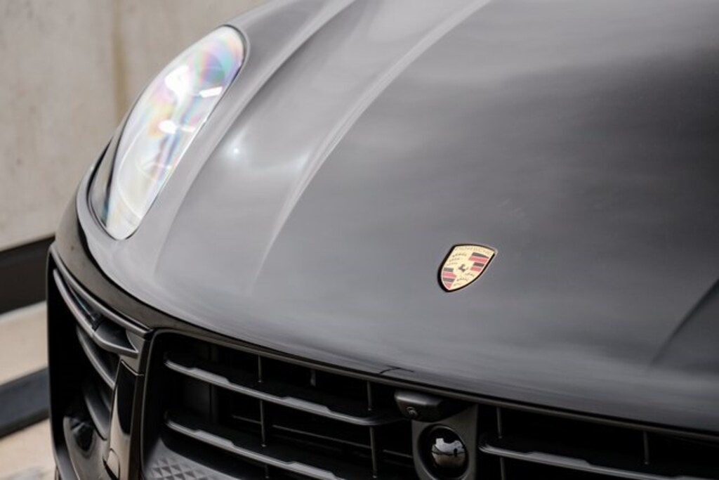 Certified 2024 Porsche Macan Austin TX CPO W14396