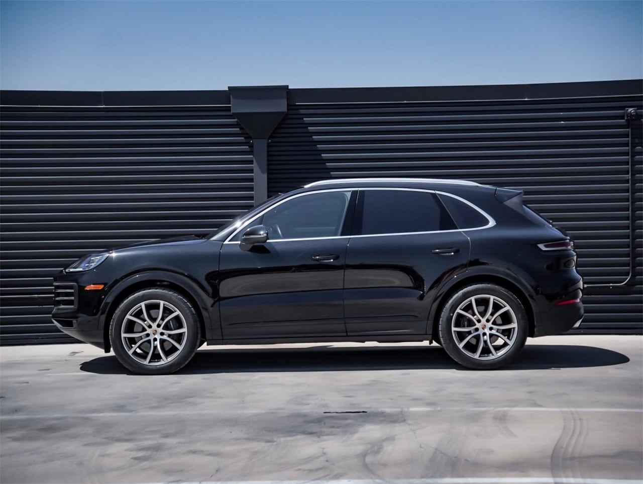 Certified 2024 Porsche Cayenne Base with VIN WP1AA2AY7RDA04875 for sale in Austin, TX