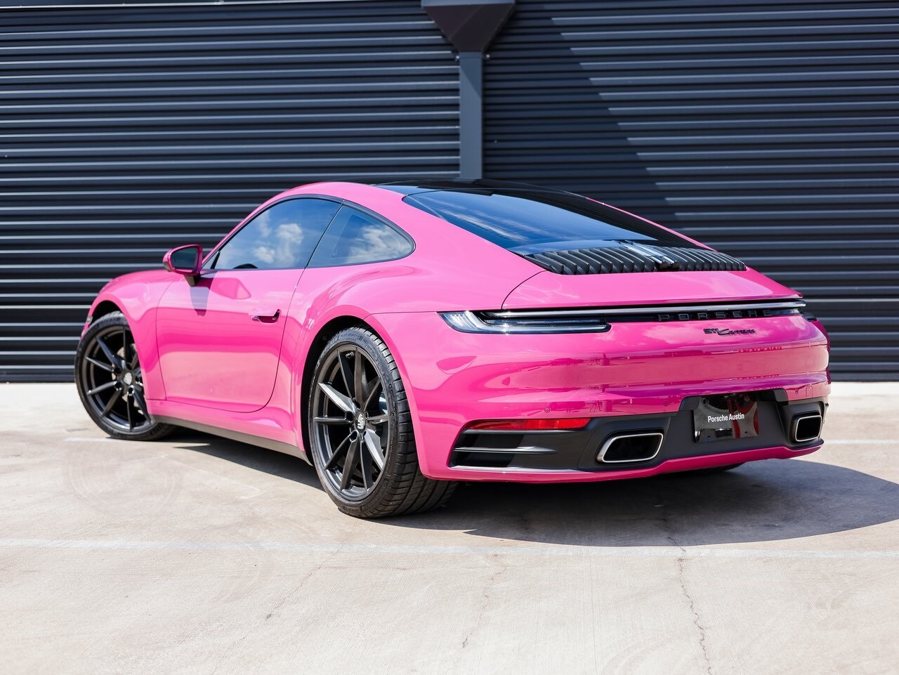 2024 Porsche 911 photo 2