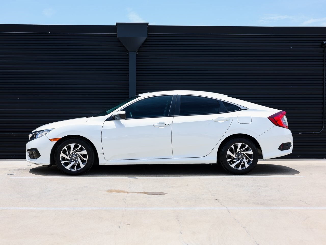 Used 2016 Honda Civic EX with VIN 19XFC2F71GE072103 for sale in Austin, TX