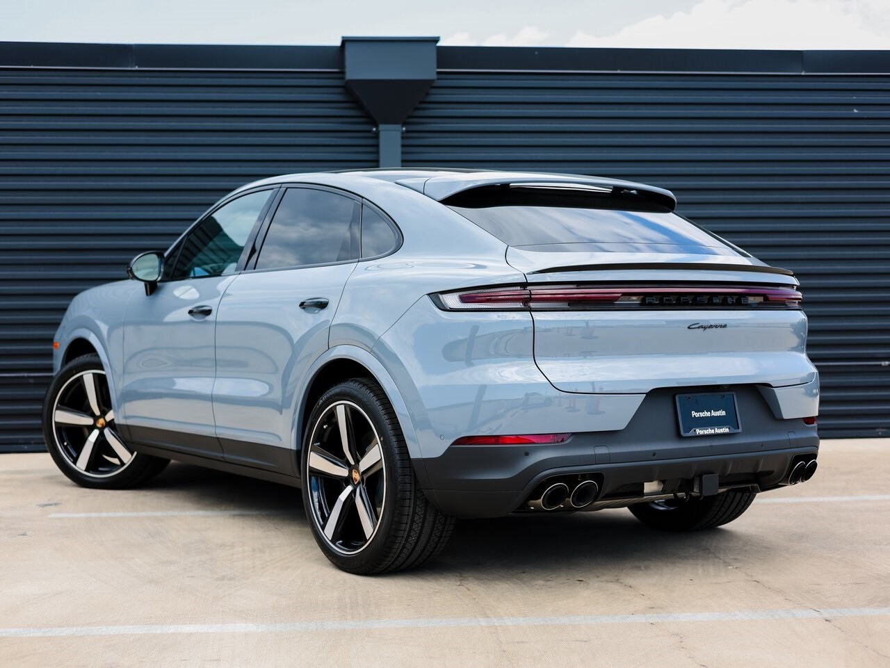 2026 Porsche Cayenne Coupe photo 3
