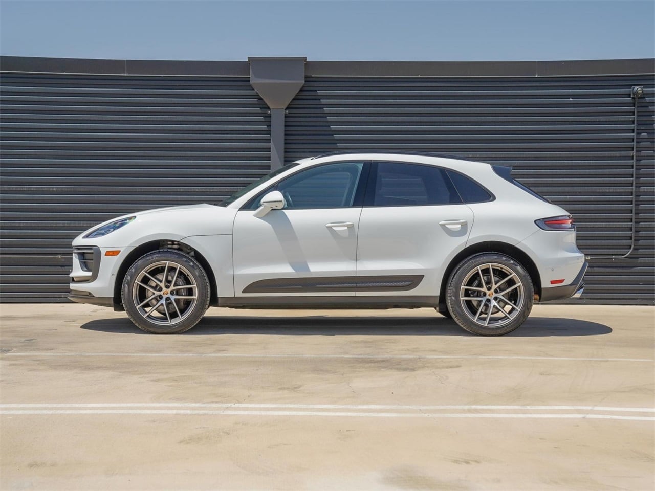 Certified 2022 Porsche Macan Base with VIN WP1AA2A52NLB08390 for sale in Austin, TX