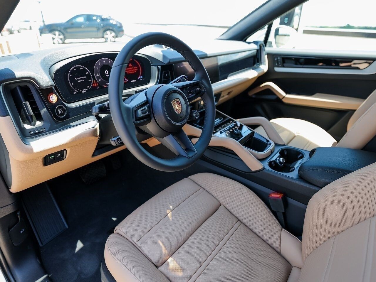 2025 Porsche Cayenne Coupe photo 4