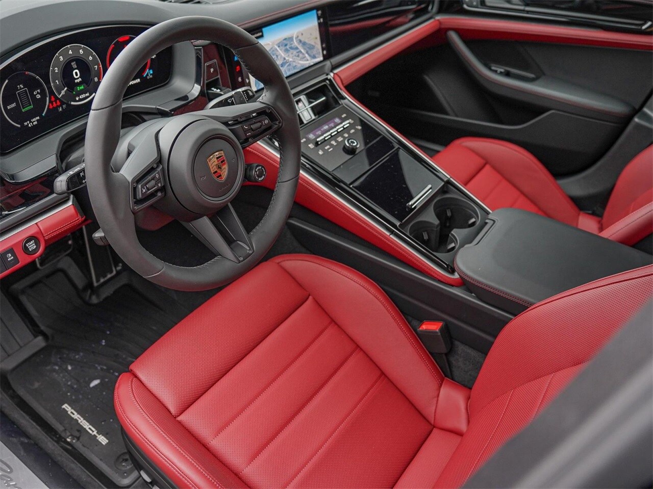 2025 Porsche Panamera E-Hybrid 4 photo 4