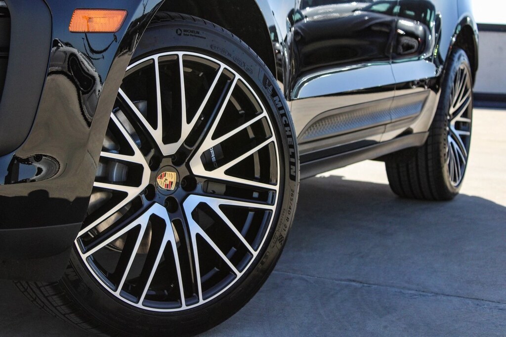 Certified 2024 Porsche Macan Austin TX CPO W14471