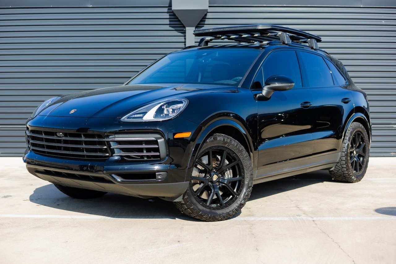 2023 Porsche Cayenne Base