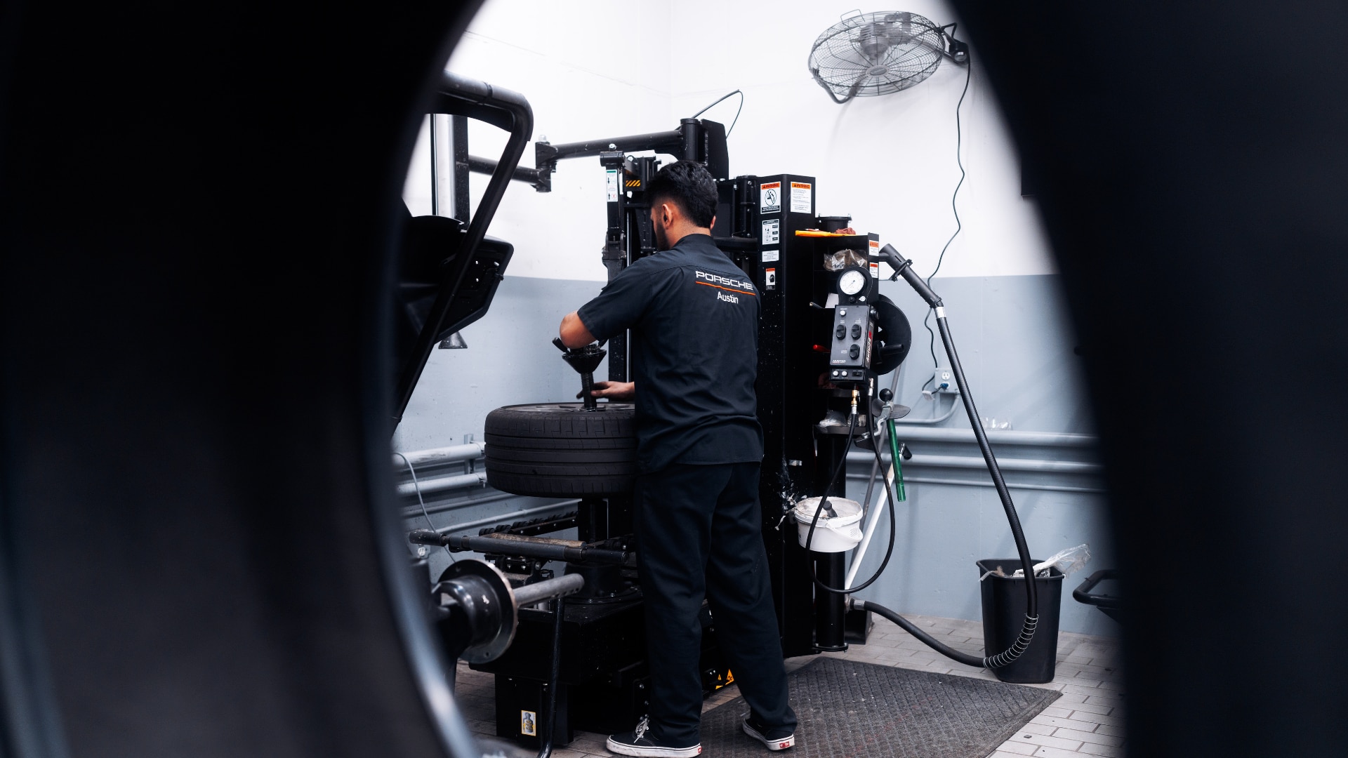 Porsche Tire Service, Austin TX