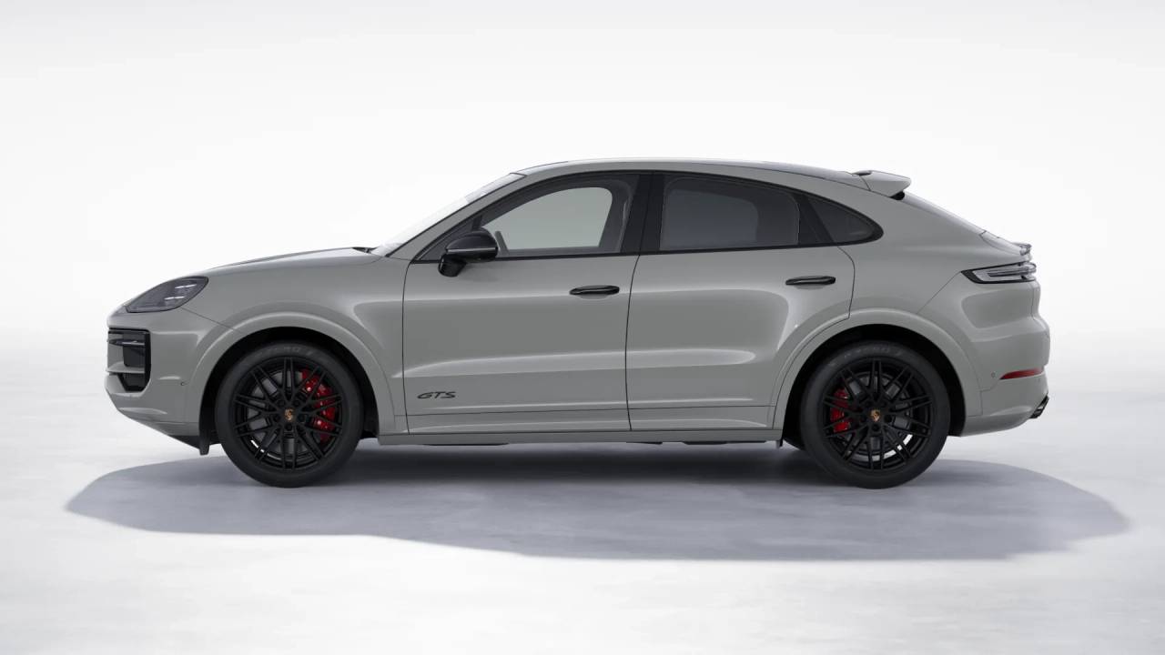 2026 Porsche Cayenne Coupe GTS photo 2