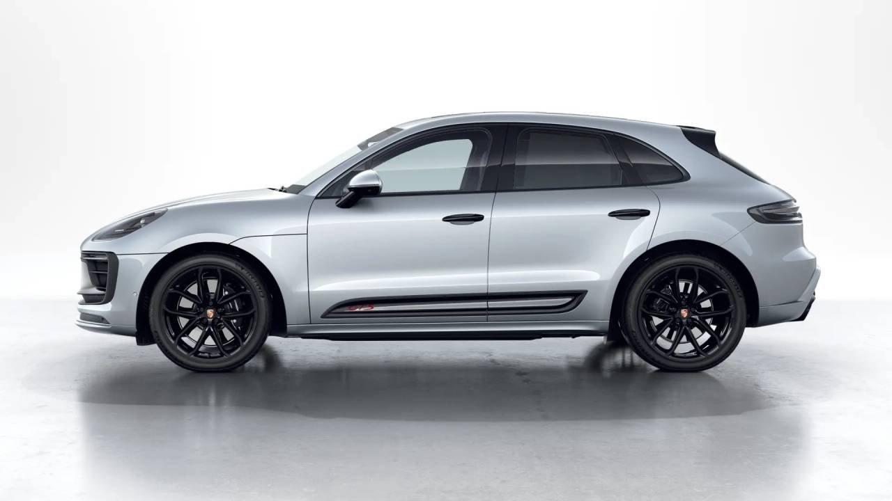 2026 Porsche Macan GTS photo 2