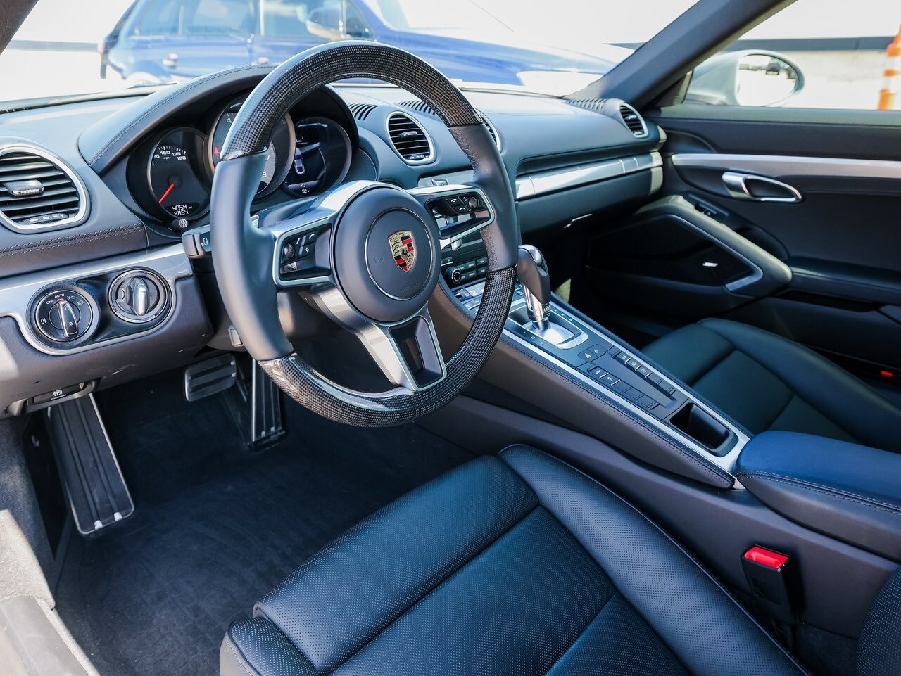 2024 Porsche Cayman S photo 4