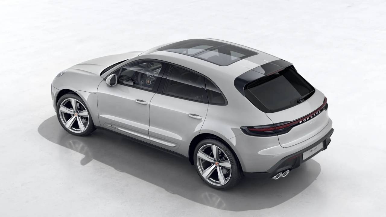 2026 Porsche Macan T photo 3