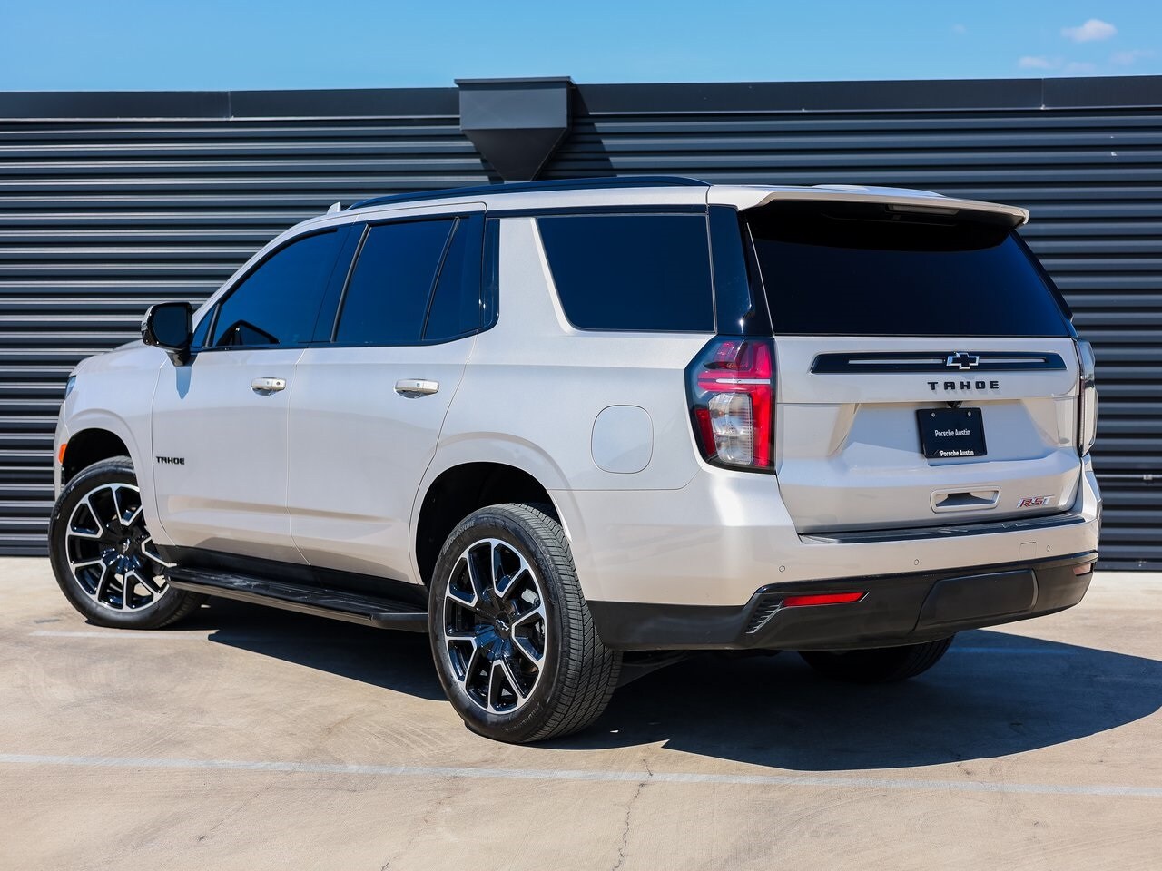 2024 Chevrolet Tahoe RST photo 3