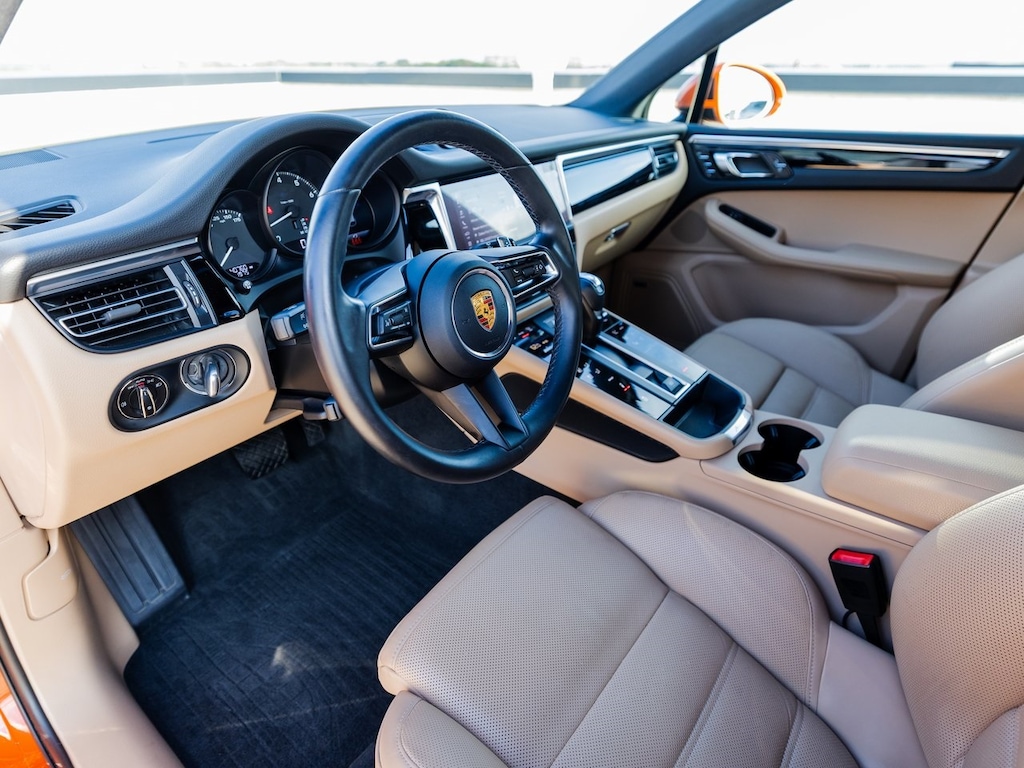 Certified 2022 Porsche Macan  SUV