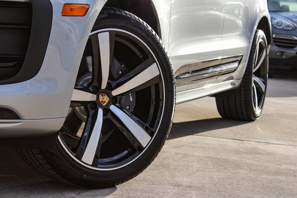 Certified 2024 Porsche Macan Austin TX CPO W14439