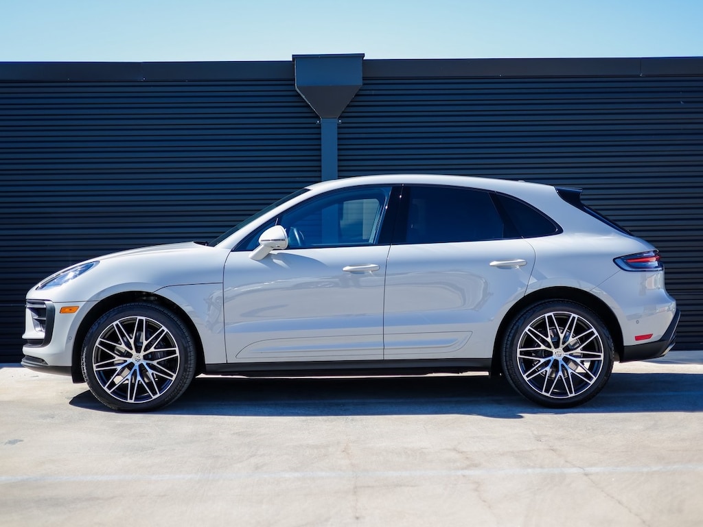 Certified 2023 Porsche Macan  SUV