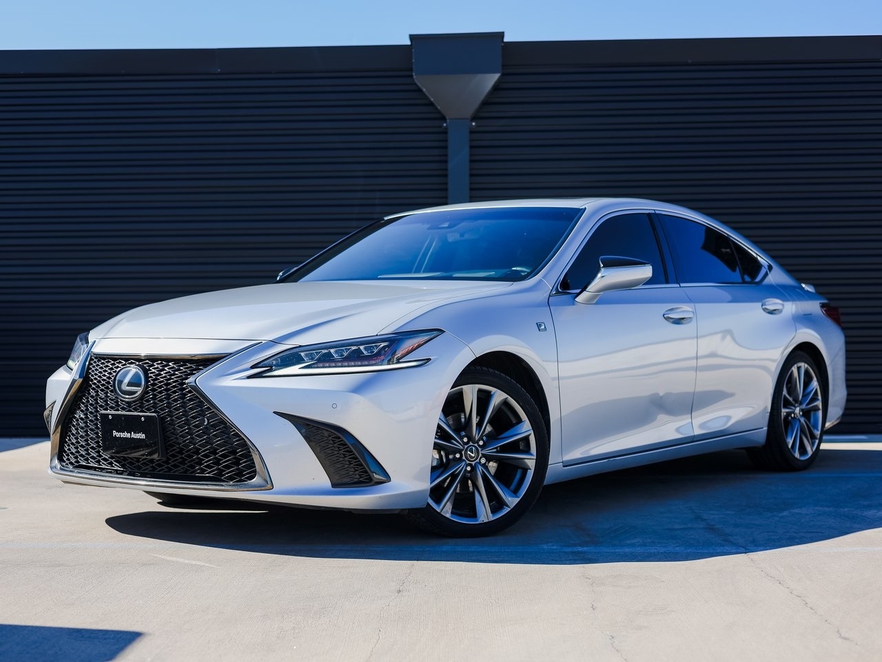 2019 Lexus ES F SPORT