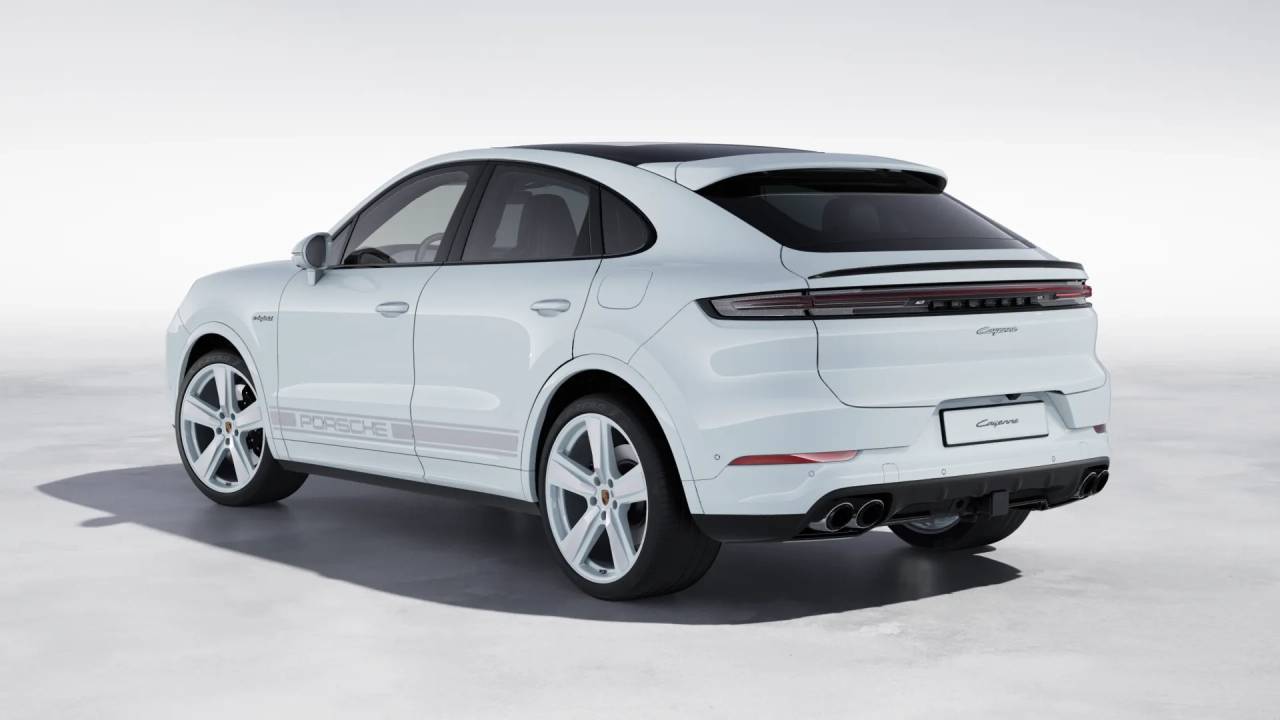 2026 Porsche Cayenne E-Hybrid Coupe photo 2
