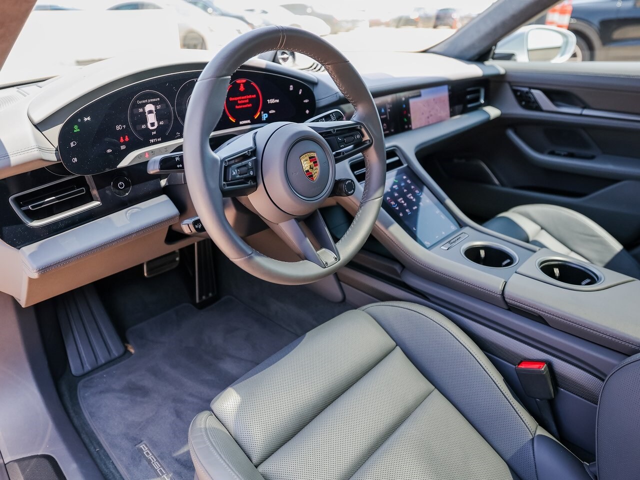 2021 Porsche Taycan Turbo S photo 4