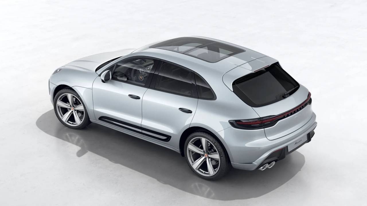 2026 Porsche Macan T photo 4