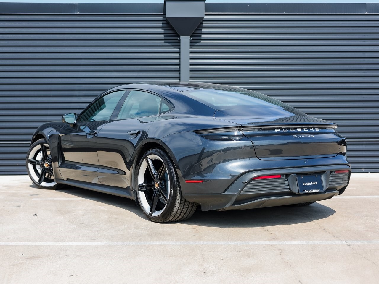 2021 Porsche Taycan 4S photo 3