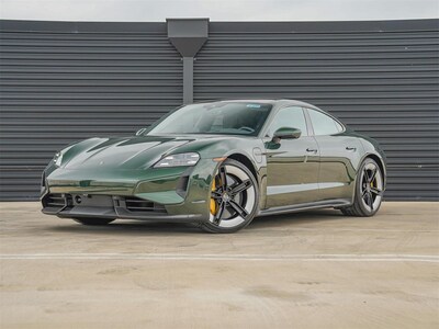 2025 Porsche Taycan Turbo S Sedan W15043