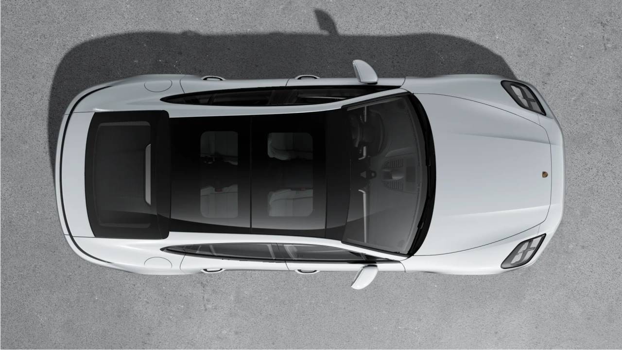 2026 Porsche Panamera 4 E-Hybrid photo 4