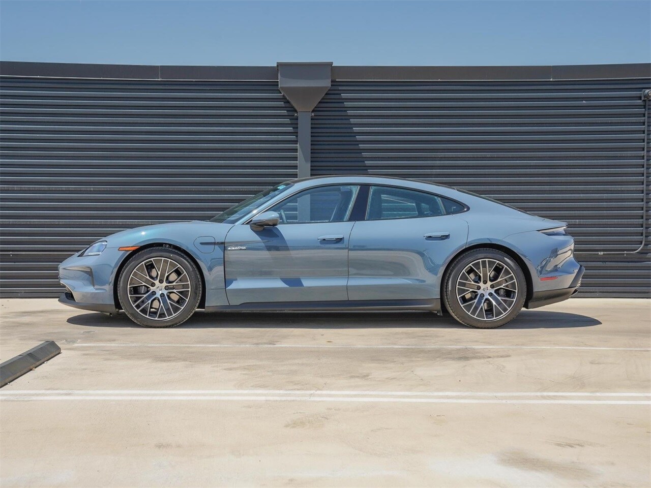 2025 Porsche Taycan S photo 2