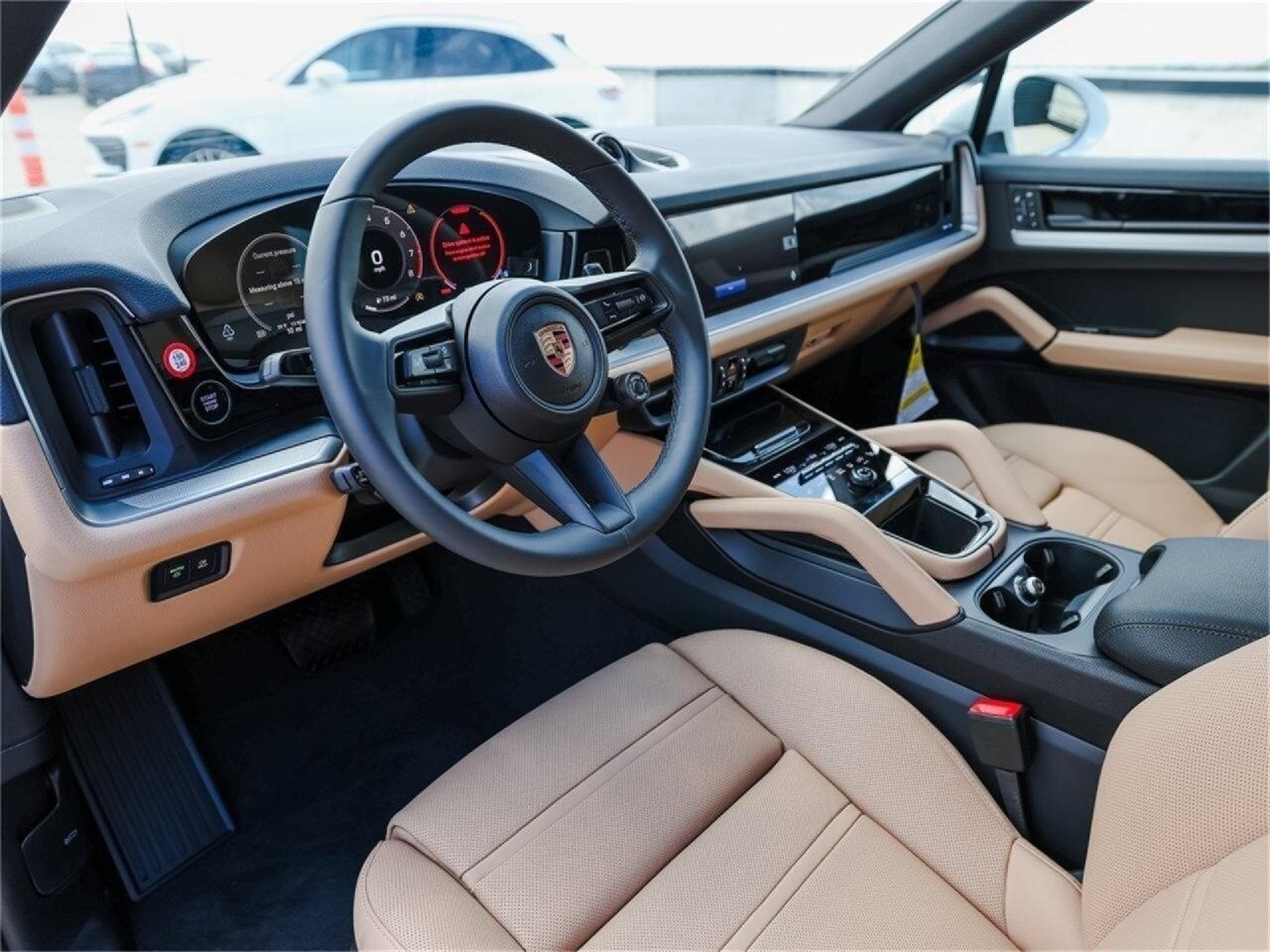 2025 Porsche Cayenne Coupe photo 4