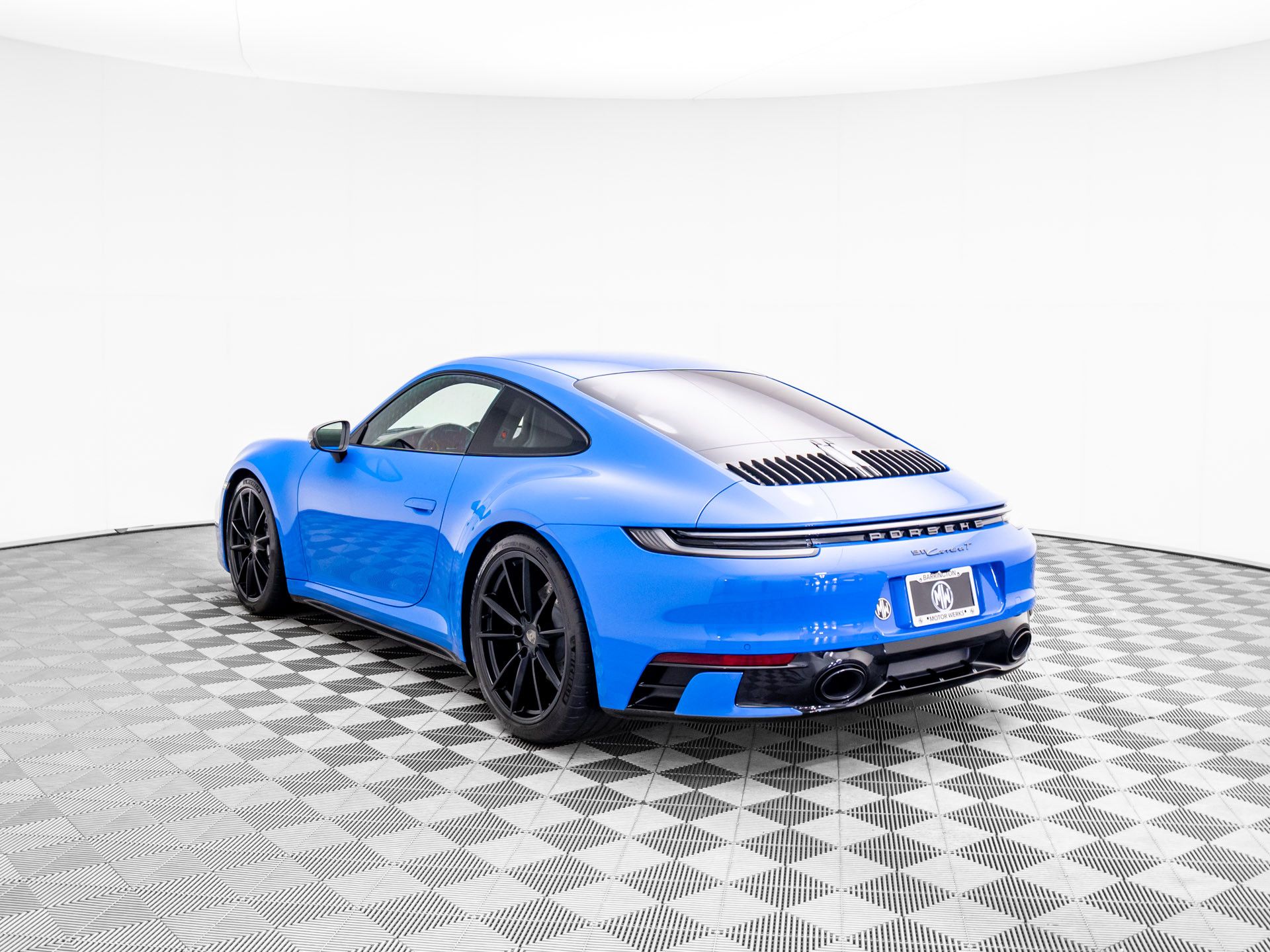 2024 Porsche 911 T photo 3