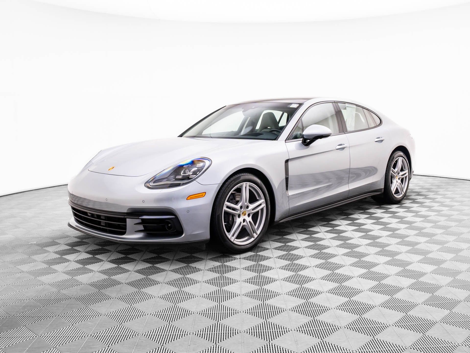 2020 Porsche Panamera