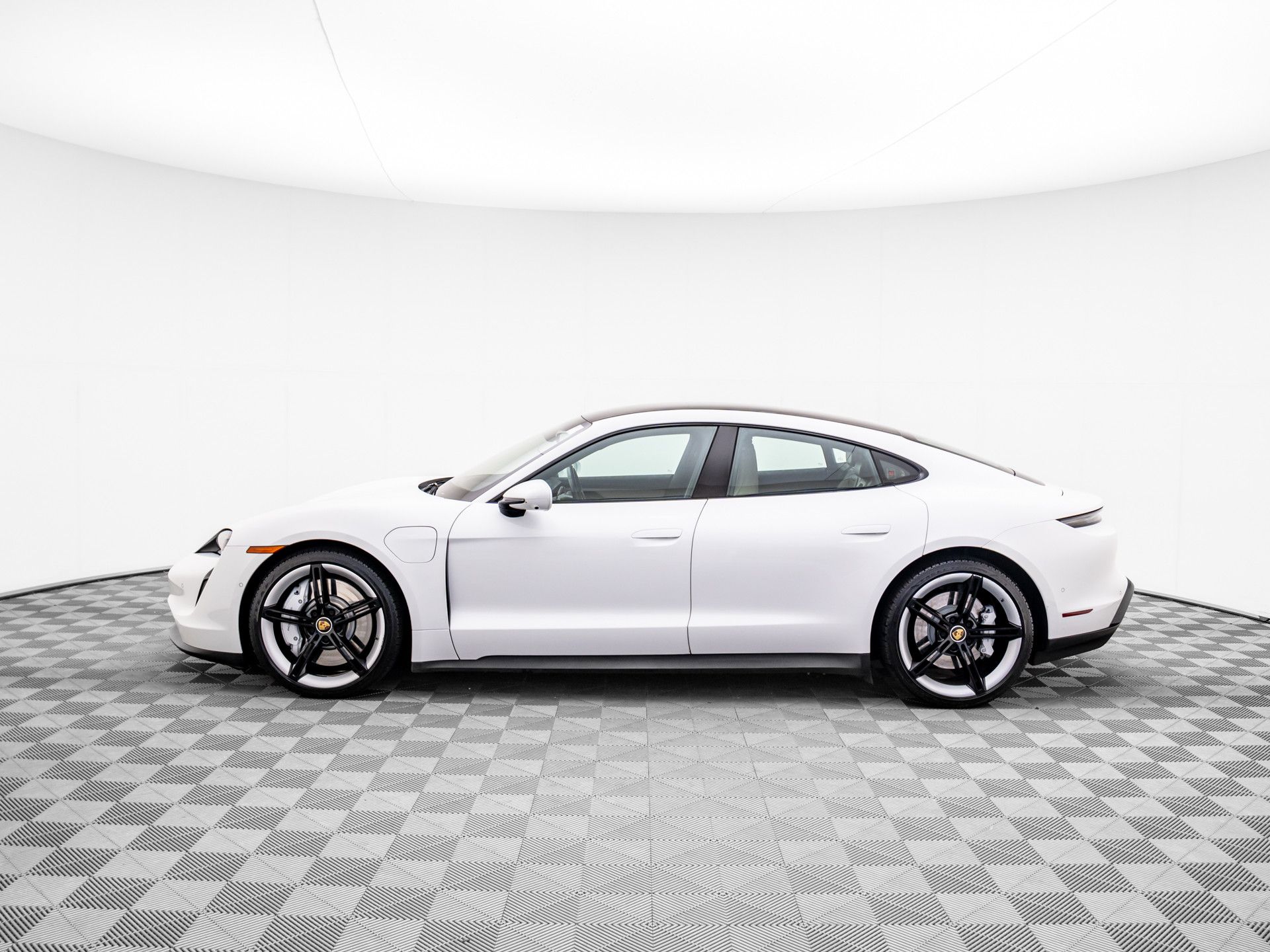 Certified 2022 Porsche Taycan Base with VIN WP0AA2Y12NSA14684 for sale in Barrington, IL