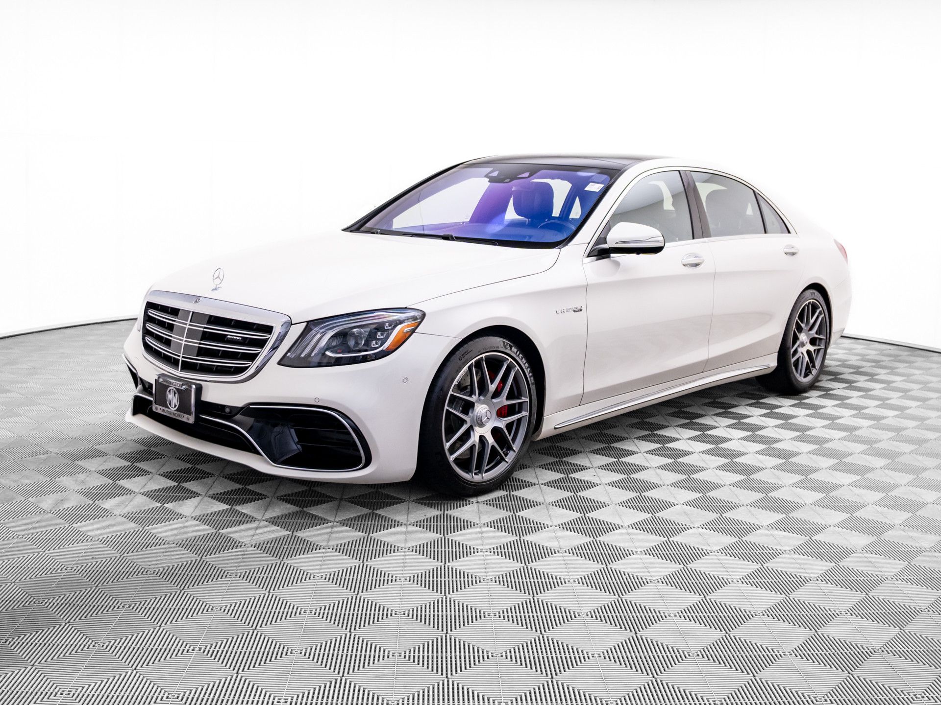 2019 Mercedes-Benz S-Class AMG S63 4MATIC's photo