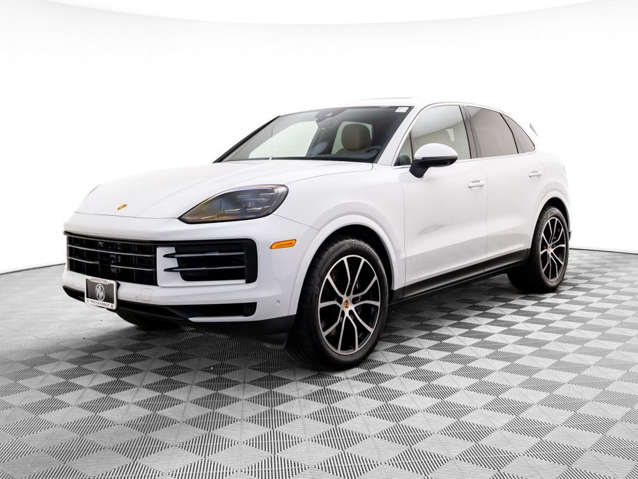 2025 Porsche Cayenne Base