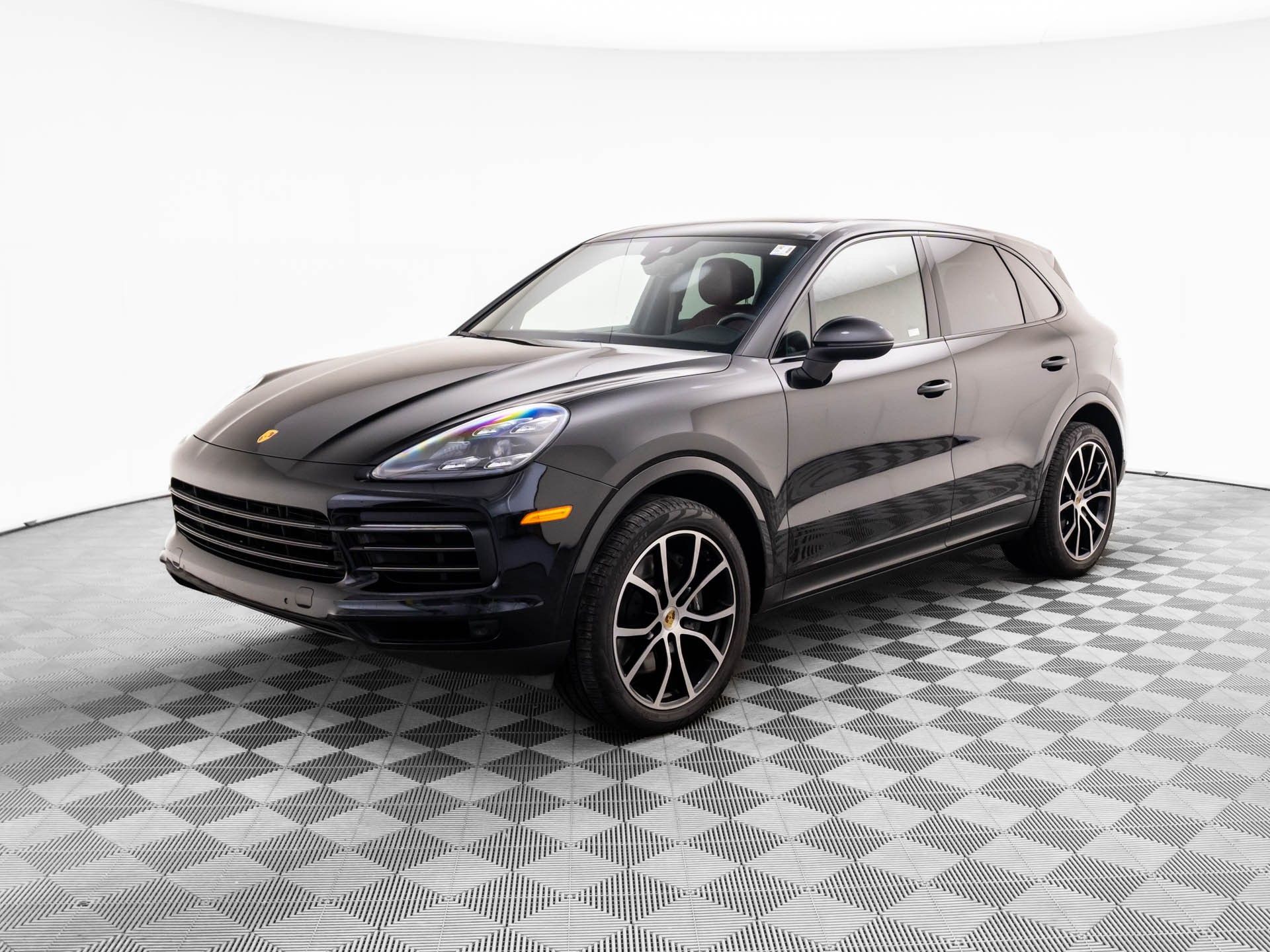 2023 Porsche Cayenne Base