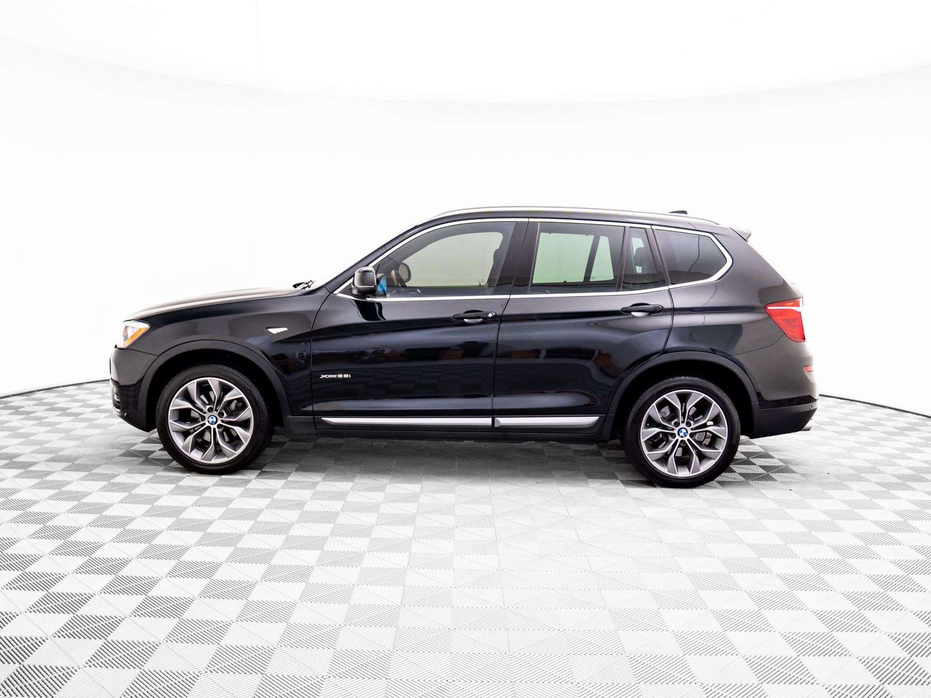 2017 Bmw X3 xDrive28i photo 2