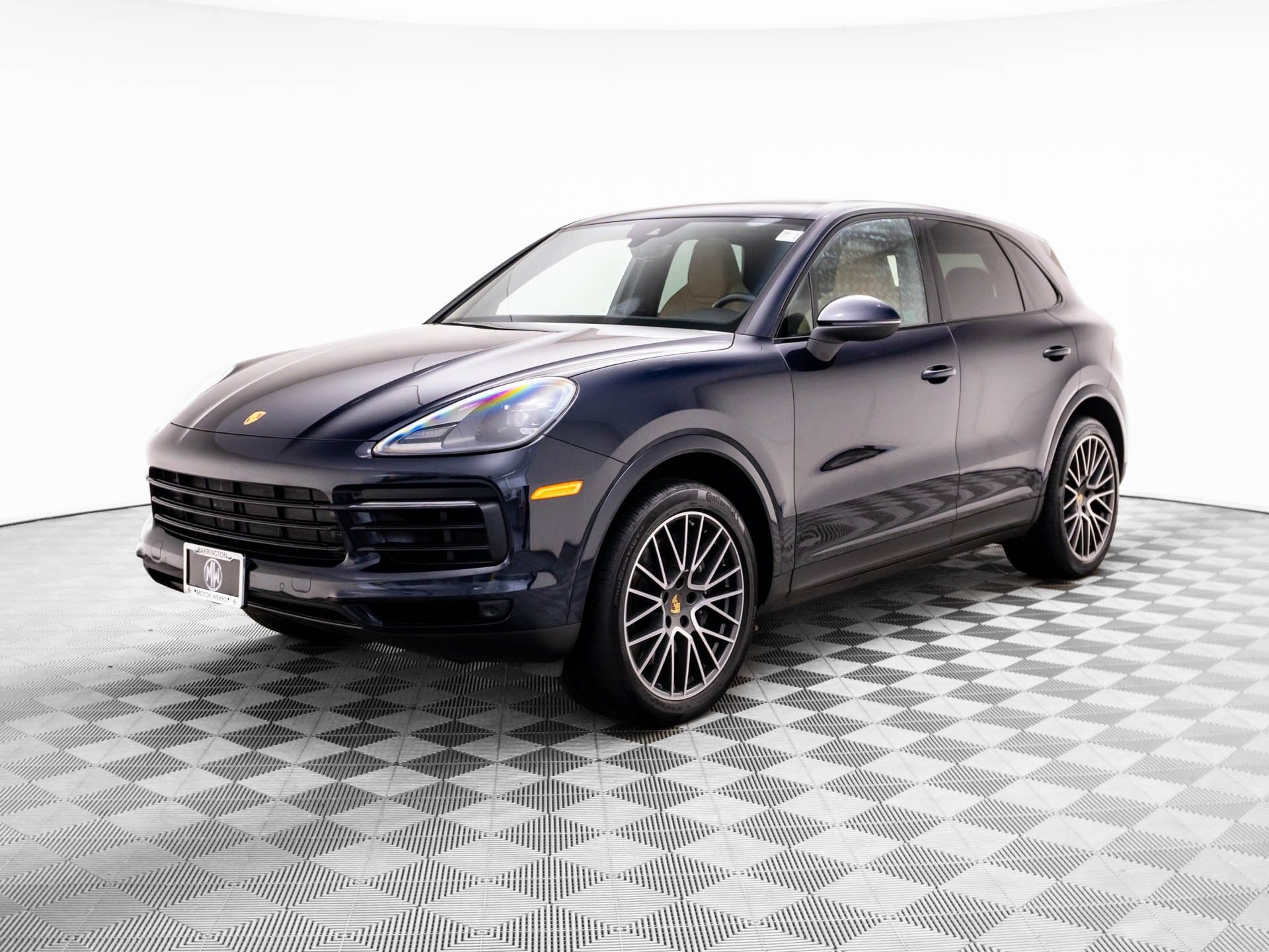 2023 Porsche Cayenne Base