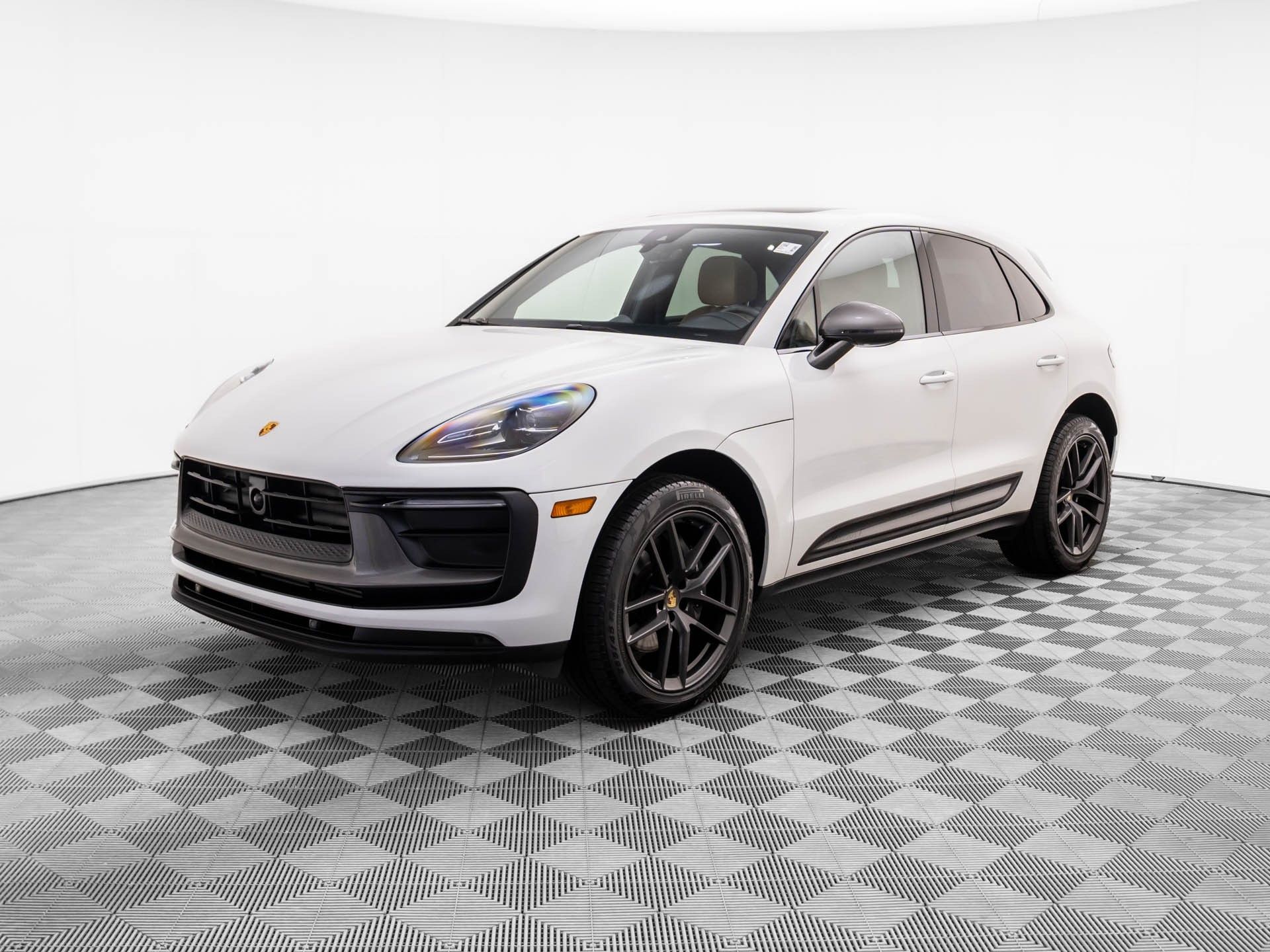 2023 Porsche Macan T