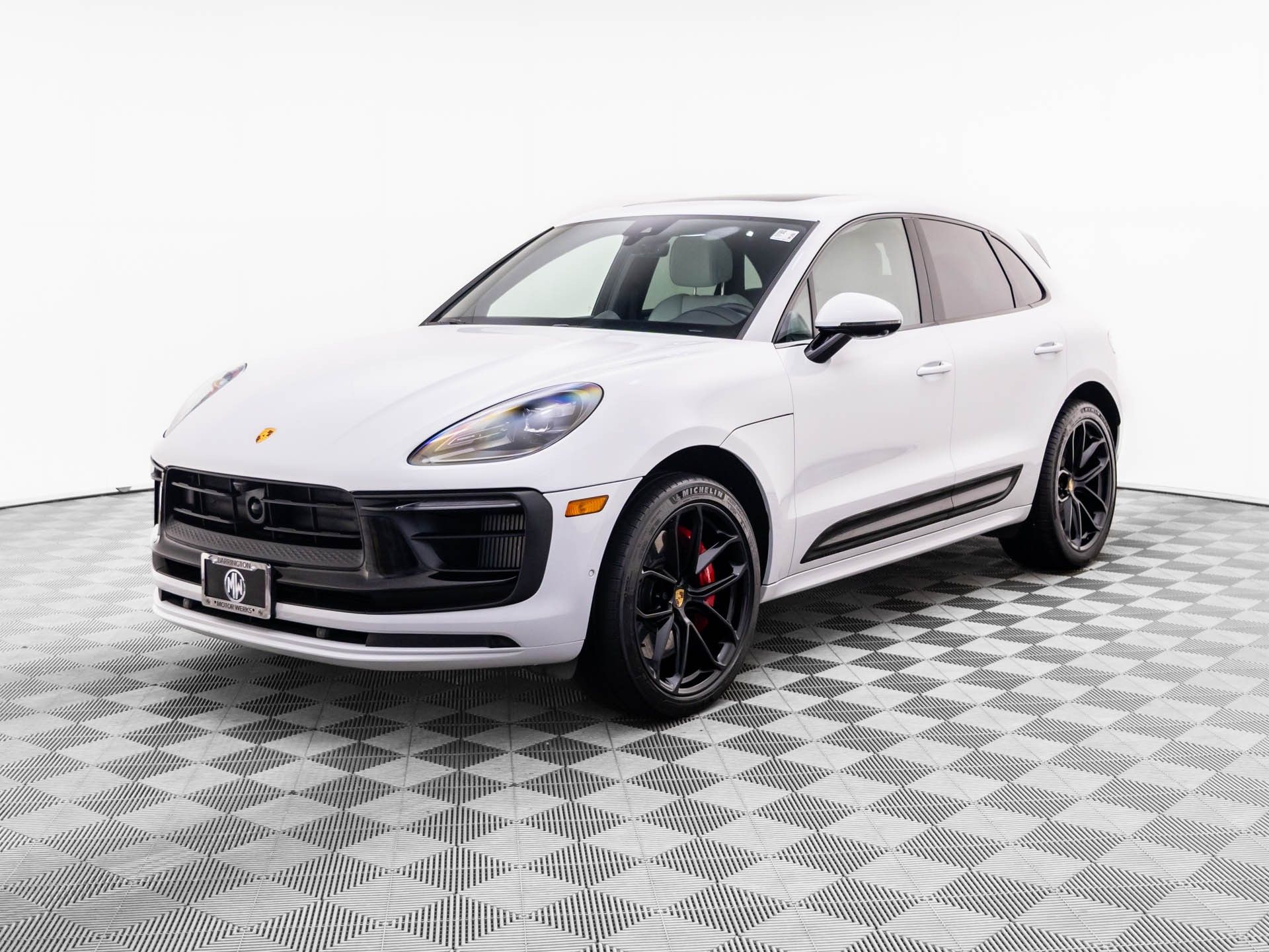 2023 Porsche Macan GTS's photo